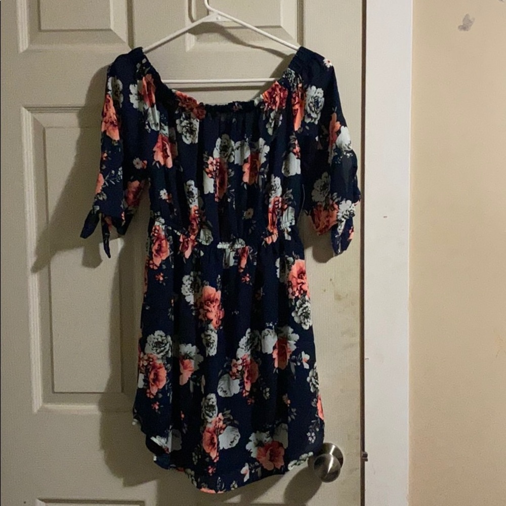 Floral Dress. Brand new Never worn
